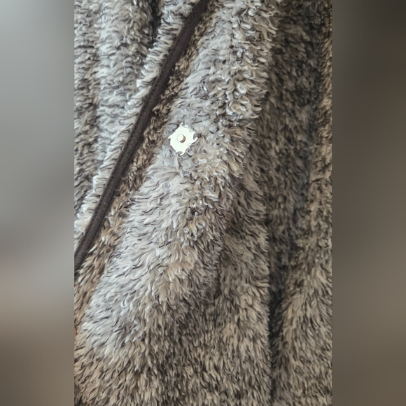 Soft Surroundings Gray Fleece Teddy Bear Sweater Size Small - Picture 4 of 7